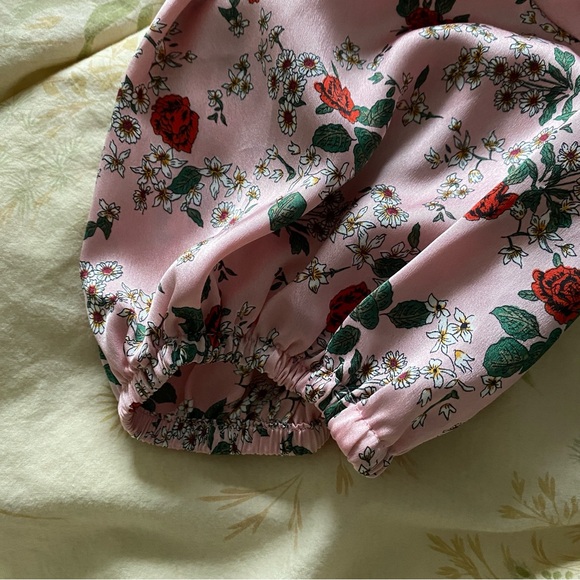 Floral Satin-Look Top - Picture 2 of 7